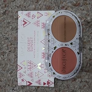 Pacifica Blush and bronzer Palette